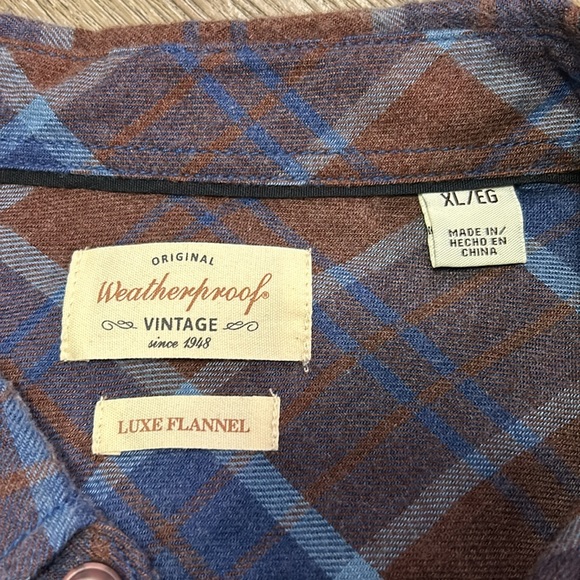 Luxe Flannel - Picture 3 of 3